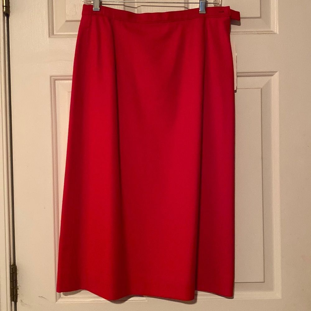 Pendleton skirt. Red. Size 12. NWT